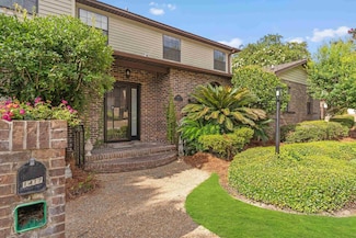 1417 Denholm Dr, Tallahassee, FL 32308