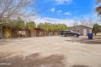 8445 Roseway Dr, El Paso, TX 79907