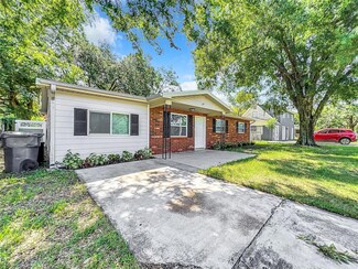 935 N Galloway Rd, Lakeland, FL 33810