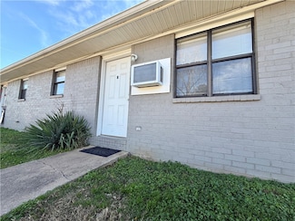 102 NW K St Unit B, Bentonville, AR 72712