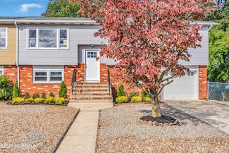 2032 Adams Ave, Toms River, NJ 08753