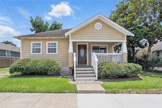 1118 Hammock St, Houston, TX 77009