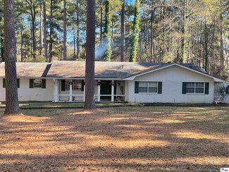 814 Goss St, Farmerville, LA 71241