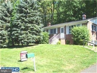 79 Woodland Rd, Huntingdon Valley, PA 19006