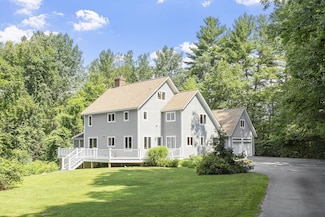 160 Stearns St, Carlisle, MA 01741