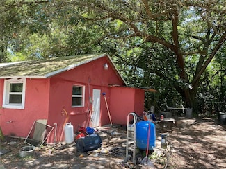 780 Snow Hill Rd, Geneva, FL 32732