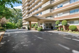 1960 N Parkway Unit 605, Memphis, TN 38112