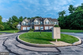 908 Holly Ct Unit 8, Plymouth Meeting, PA 19462
