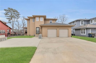 5312 Woodland Ave, Kansas City, MO 64110
