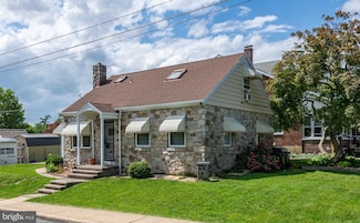 935 Grove St, Reading, PA 19605