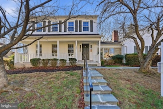 12227 Ox Hill Rd, Fairfax, VA 22033