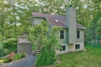 109 Fox Ct, Dingmans Ferry, PA 18328