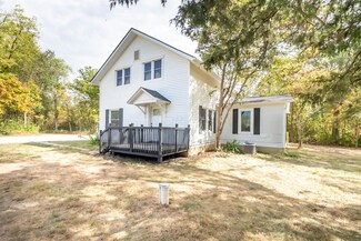 2095 Spring Valley Rd, London, OH 43140