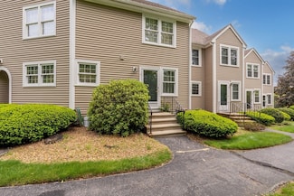 7 Hovey Pond Dr Unit 7, North Grafton, MA 01536