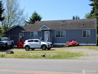 9020 Corbin Dr, Everett, WA 98204