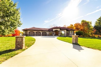 34968 Vintage Trail, Waukee, IA 50263