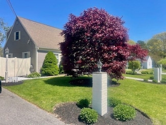 2 Spinning Brook Rd, South Yarmouth, MA 02664