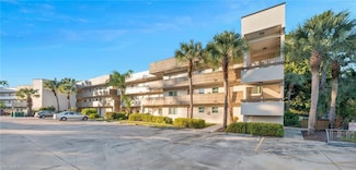 499 Forest Lakes Blvd Unit 308, Naples, FL 34105