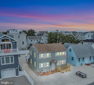 7 E 19th St, Long Beach Township, NJ 08008