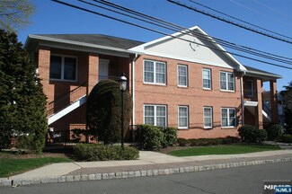 16 N Maple Ave Unit C, Park Ridge, NJ 07656