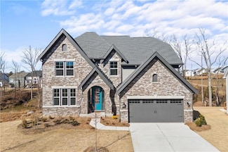 72 Clear Lake Pkwy, Hoschton, GA 30548