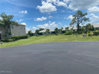 9953 Springlake Cir, Estero, FL 33928