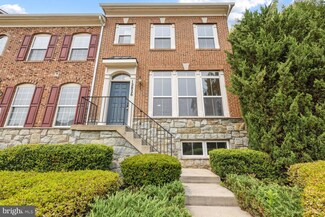 12826 Clarks Crossing Dr, Clarksburg, MD 20871