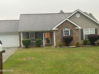 112 Sheldon Ridge Ct, Bonaire, GA 31005