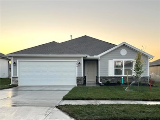 564 N Pecan St, Gardner, KS 66030