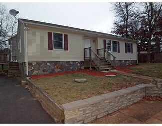 10 Baker St, Assonet, MA 02702