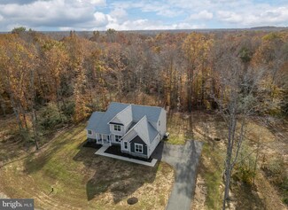 214 Kellan Dr, Fredericksburg, VA 22406