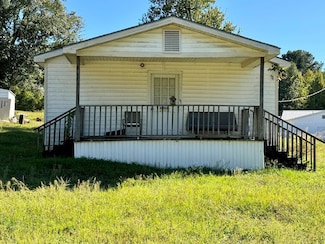 811 Maude Ave, Opp, AL 36467