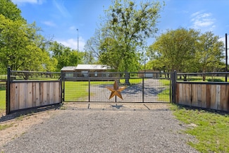 17011 Fm 56, Kopperl, TX 76652