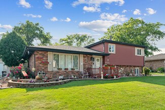 16032 Long Ave, Oak Forest, IL 60452