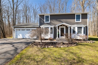 121 Ivory Way, Henrietta, NY 14467