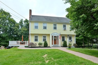 10 Valley Rd, Southborough, MA 01772