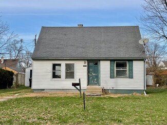 4327 Meadow Ln, South Bend, IN 46619