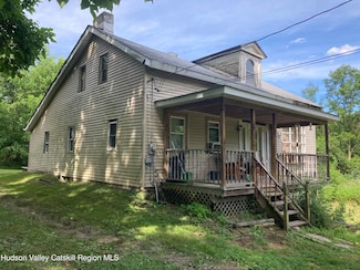 1605 Albany Post Rd, Wallkill, NY 12589