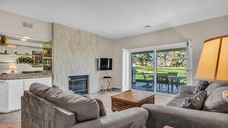 657 Vista Lago Cir N, Palm Desert, CA 92211