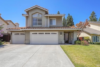 243 Lone Oak Dr, Vacaville, CA 95688