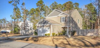 204 J Belton Ct, Sneads Ferry, NC 28460