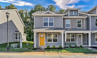 139 Quarry Point Dr, Clarksville, TN 37040