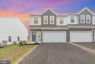 7851 Briarwood Dr, Harrisburg, PA 17112