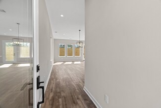 5909 Wheatley Hollow Ln, Houston, TX 77091