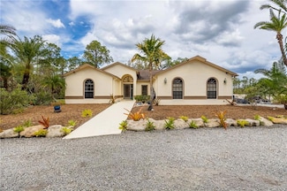 481 10th Ave NE, Naples, FL 34120