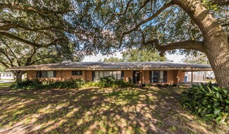 2106 Hebert St, Franklin, LA 70538