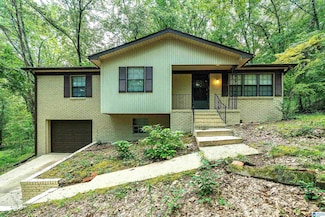 2415 Ormond Dr, Center Point, AL 35215