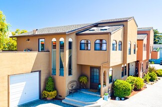 3407 Gross Rd, Santa Cruz, CA 95062