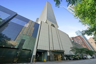 111 E Chestnut St Unit 2B18, Chicago, IL 60611