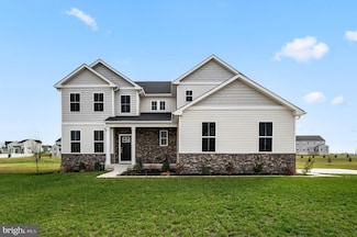 306 Bronzeleaf Dr W, Middletown, DE 19709